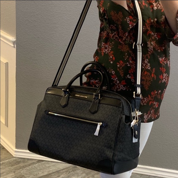 New Mk luggage 🖤 - Picture 4 of 7